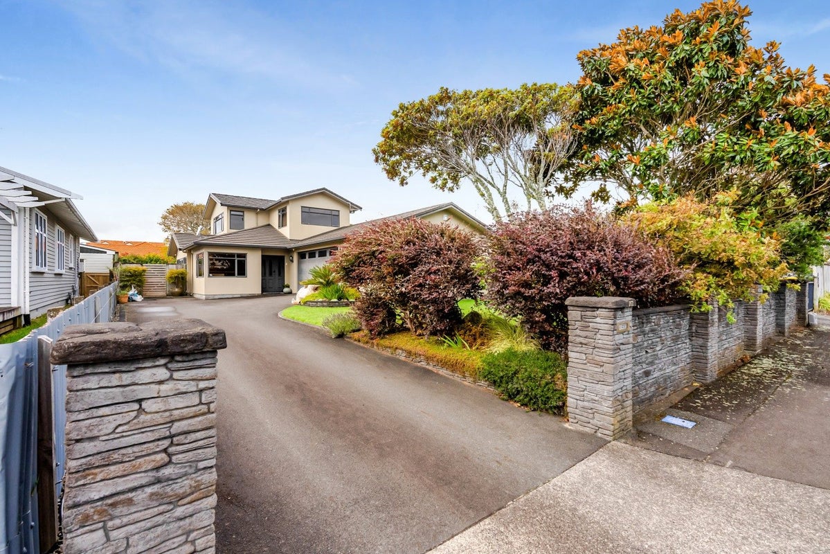 167 Carrington Street, Lower Vogeltown, New Plymouth - Carousel 20