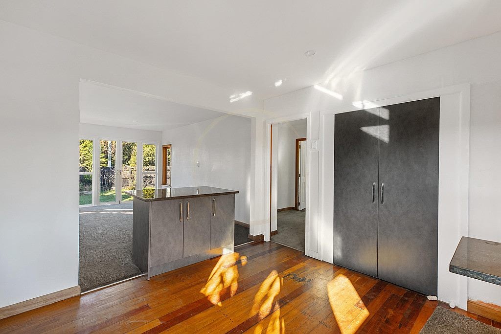 64 Settlement Road, Papakura, Papakura - Carousel 2