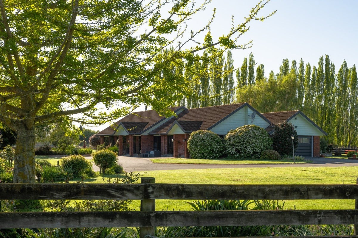 295 Middle Renwick Road, Springlands, Blenheim - Carousel 1