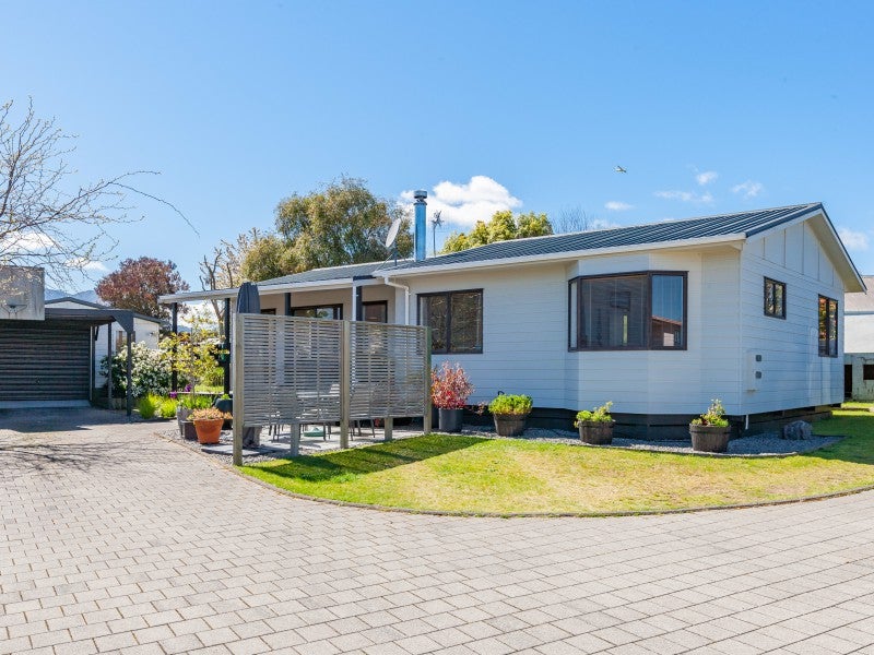 16 Ward Place, Richmond Heights, Taupo - Carousel 1