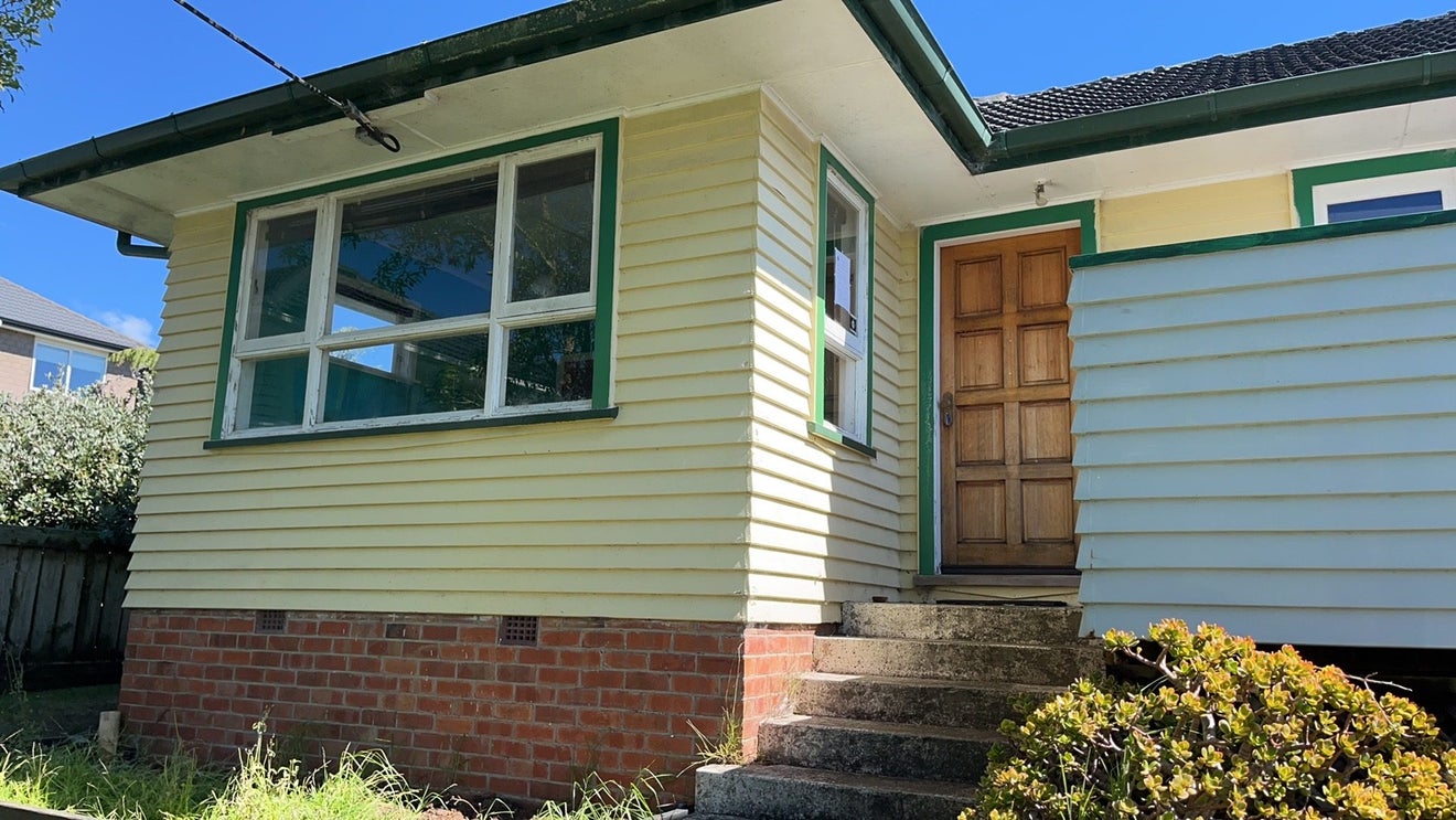 30 Gilliam Street, New Lynn, Auckland - Carousel 1