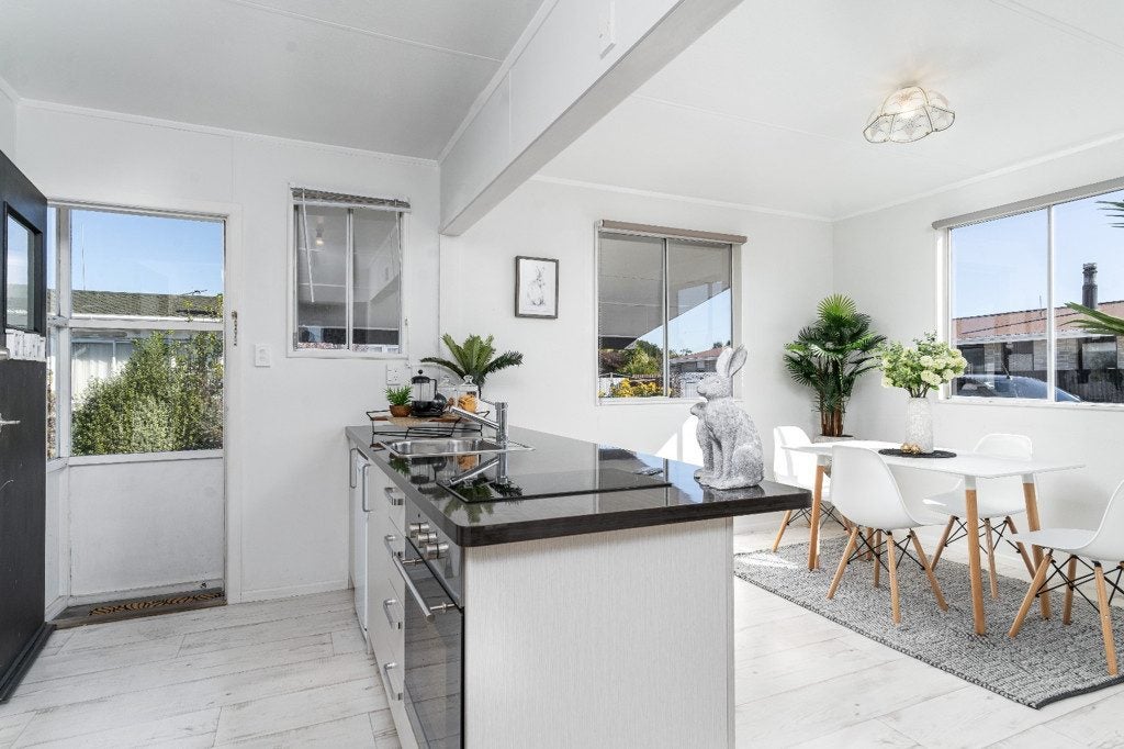 1/226 Chapel Street, Solway, MASTERTON - Carousel 2