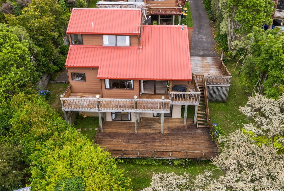 62A LANGANA AVE, Browns Bay, North Shore City - Carousel 2