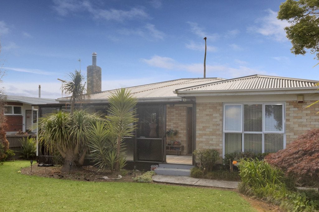 1/24 Trentham Road, Papakura, Auckland - Carousel 16