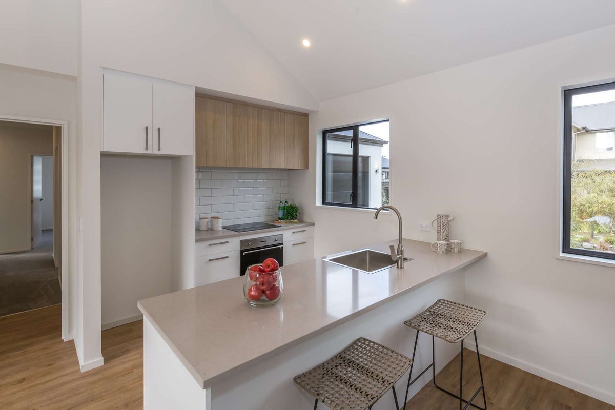255A Edgeware Road, Edgeware, Christchurch - Carousel 2