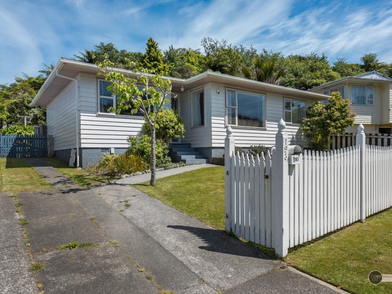 193 Major Drive, Kelson, Lower Hutt - Carousel 2