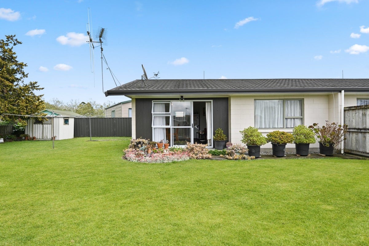 57A Saxbys Road, Deanwell, Hamilton, Waikato - Carousel 1