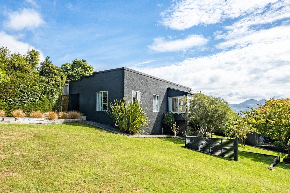 1643 Highcliff Road, Portobello, Dunedin - Carousel 2