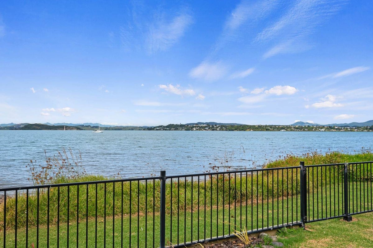 19 Glengarry Lane, Whangarei - Carousel 21