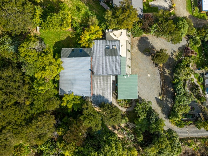 318E Waikawa Road, Waikawa, Picton - Carousel 26