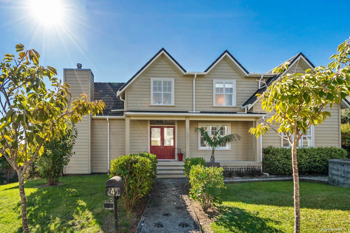 4 Fantail Crescent, Maraetai, Auckland - Carousel 2