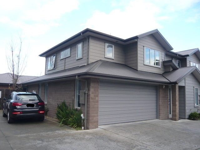 8/27 Jones Crescent, Melville, Hamilton - Carousel 1