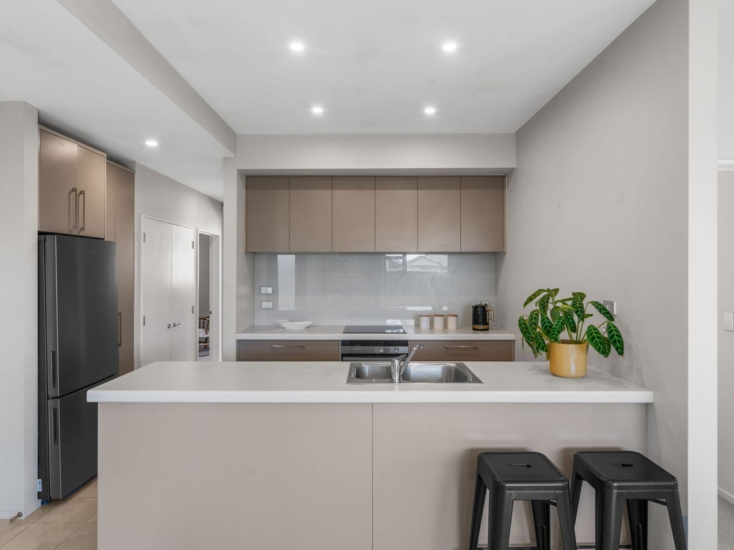 8 Saracen Avenue, Northwood, Christchurch - Carousel 2