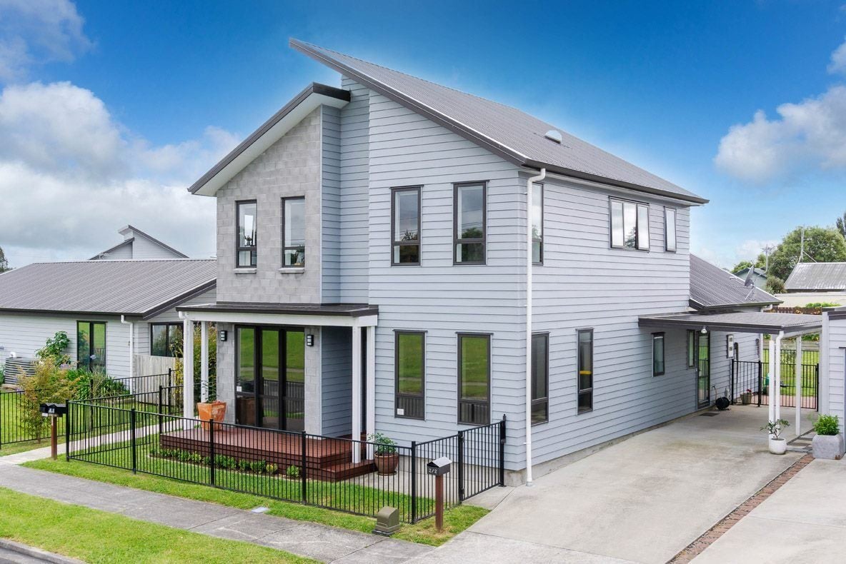 2/2 Shakespeare Avenue, Enderley, Hamilton - Carousel 2