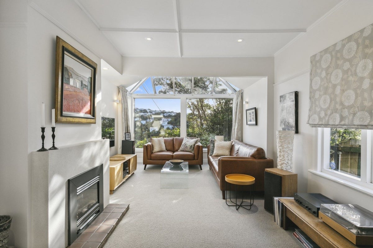 39 Fairview Crescent, Kelburn, Wellington - Carousel 2