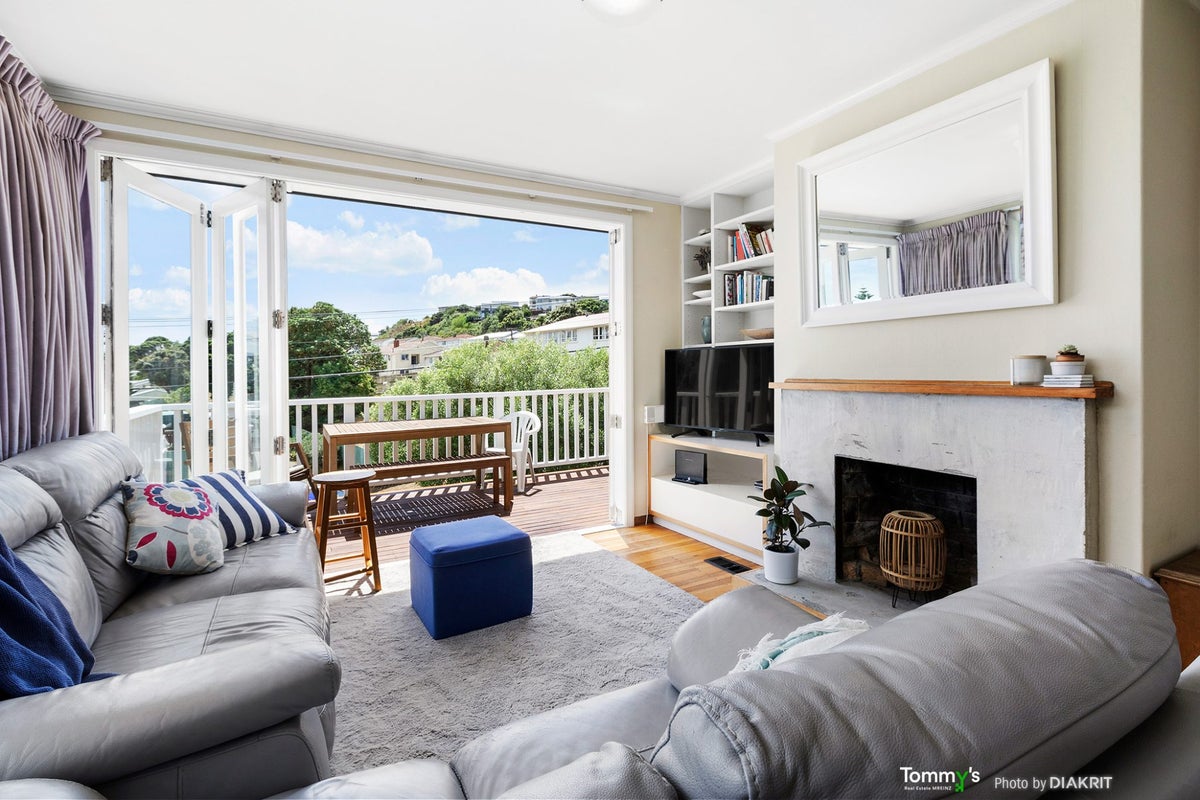 49 Tukanae Street, Strathmore Park, Wellington - Carousel 2