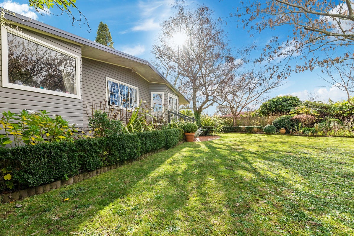 28 Wharepaina Crescent, Springfield, Rotorua - Carousel 2