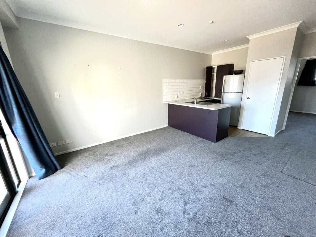 15E Hood Street, Hamilton Central, Hamilton - Carousel 2