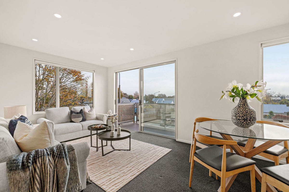 7/318 Barbadoes Street, Christchurch Central, Christchurch - Carousel 2