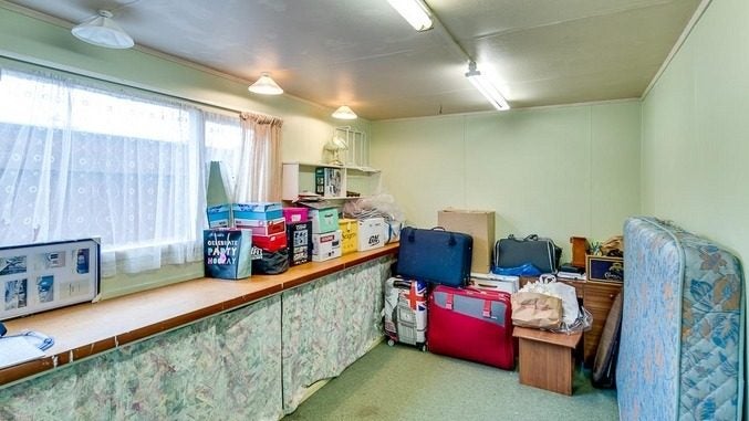 215 Nottingley Road, Frimley, Hastings - Carousel 18