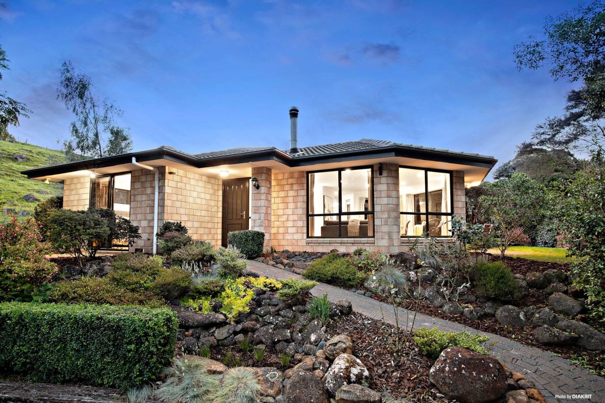 61 Ingram Road, Drury - Carousel 1