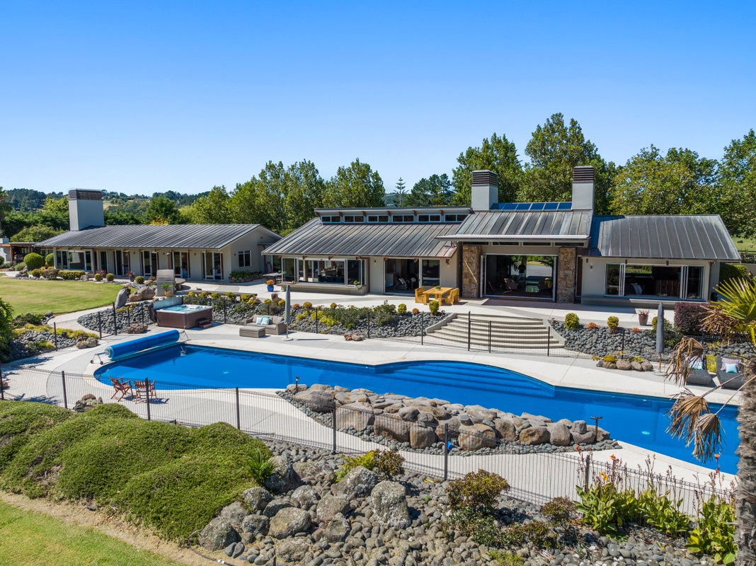66 Porterfield Road, Howick - Carousel 1