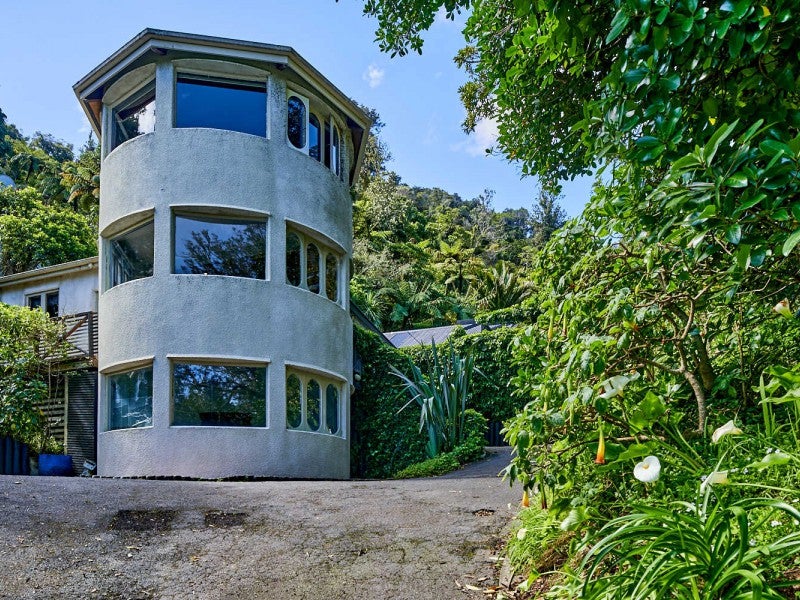 30 Ferry Road, Days Bay, Lower Hutt - Carousel 2