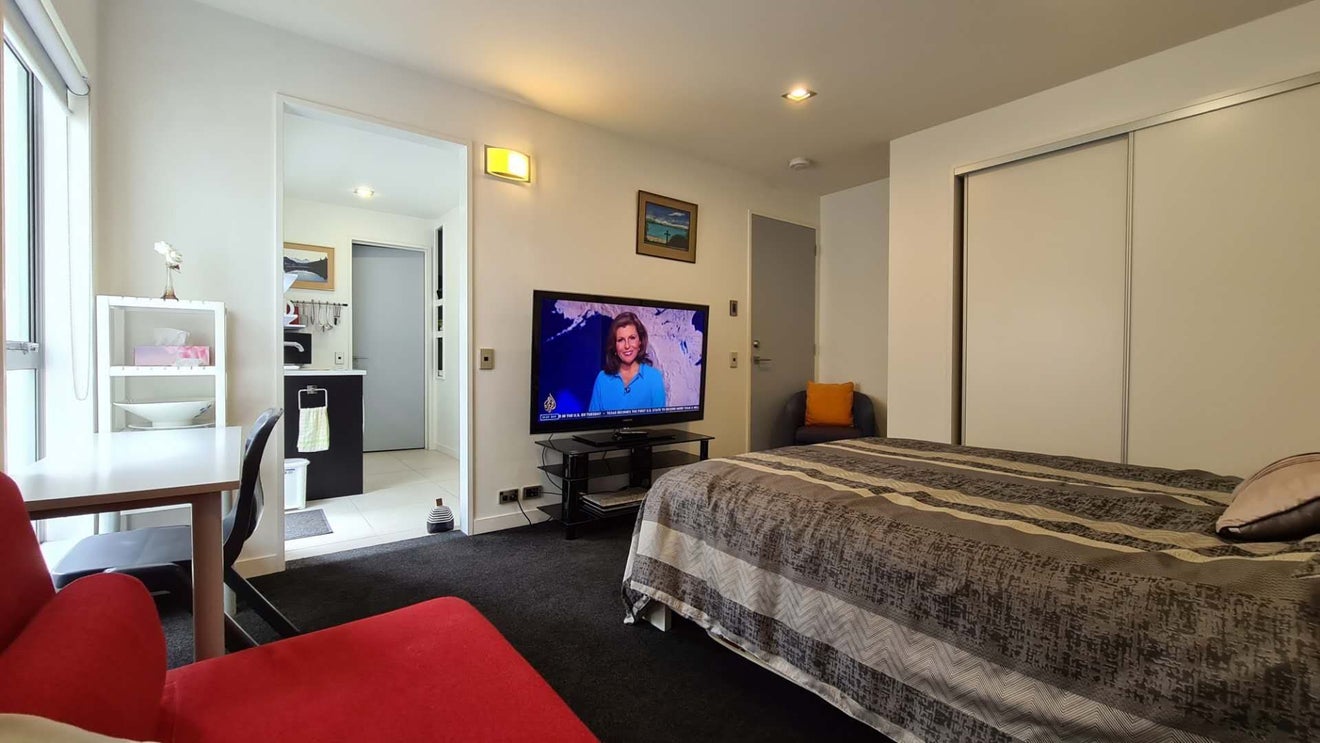 15A Brighton Terrace, Mairangi Bay, Auckland - Carousel 1