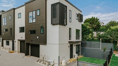 69C Balmain Road, Birkenhead, Auckland - Carousel 1