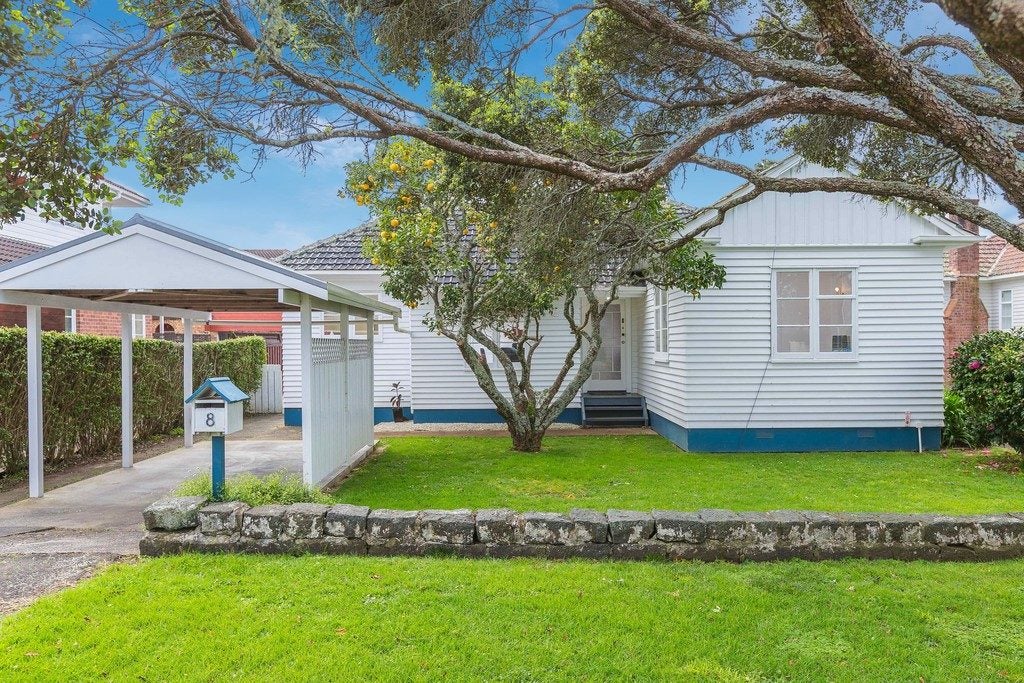 8 WILLIAM AVE, Greenlane, Auckland  - Carousel 1