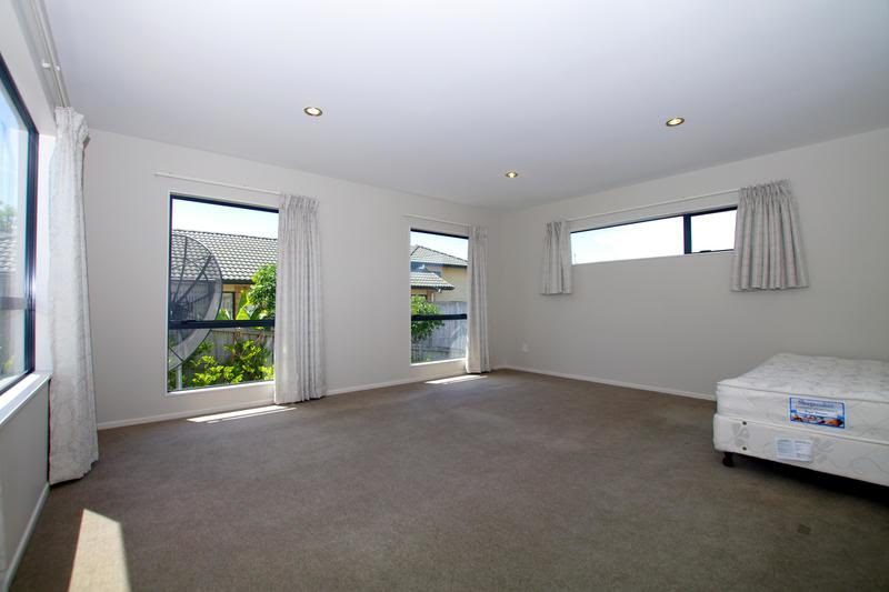 26 Catlins Place, Fairview Heights, Auckland - Carousel 12
