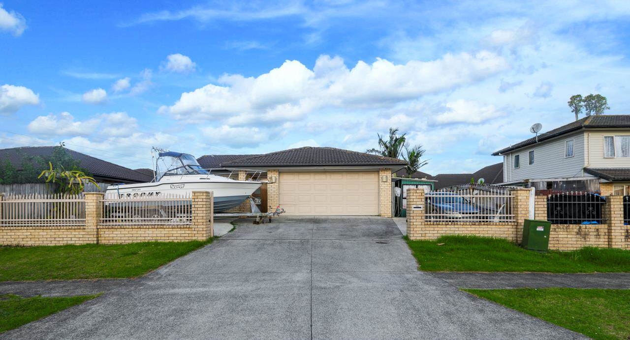 26 McKittrick Avenue, Flat Bush, Auckland - Carousel 1
