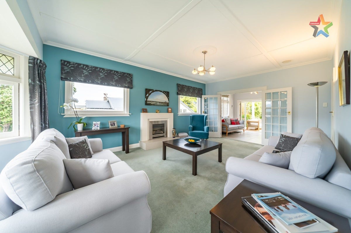 31 Tirohanga Road, Tirohanga, Lower Hutt - Carousel 2