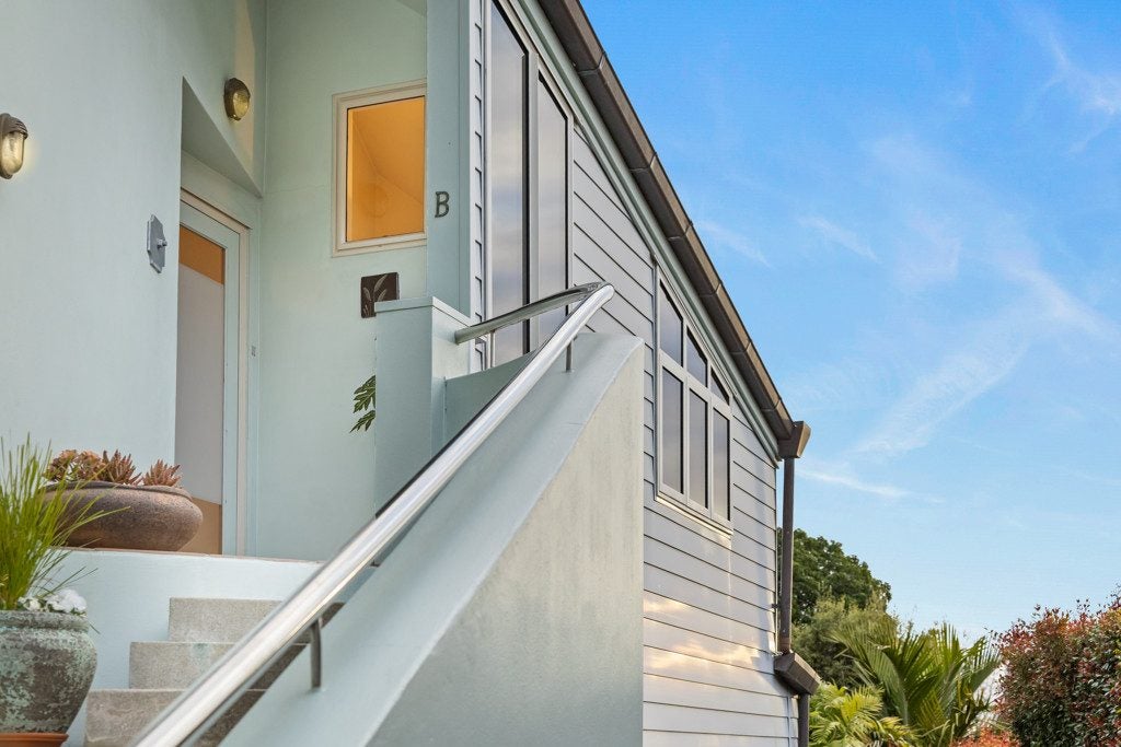 2/145 Victoria Road, Devonport, North Shore City, Auckland - Carousel 2