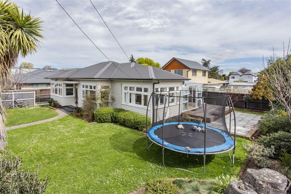 69 England Street, Linwood, Christchurch - Carousel 1