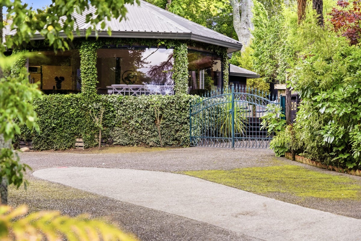 28 Te Kopua Street, Acacia Bay, Taupo - Carousel 2