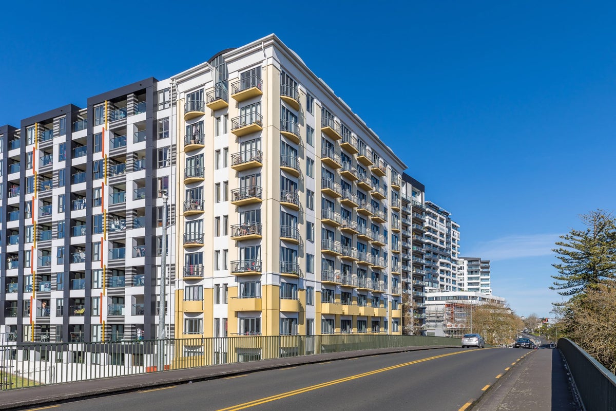 6E/11 Howe Street, Auckland Central, Auckland - Carousel 1