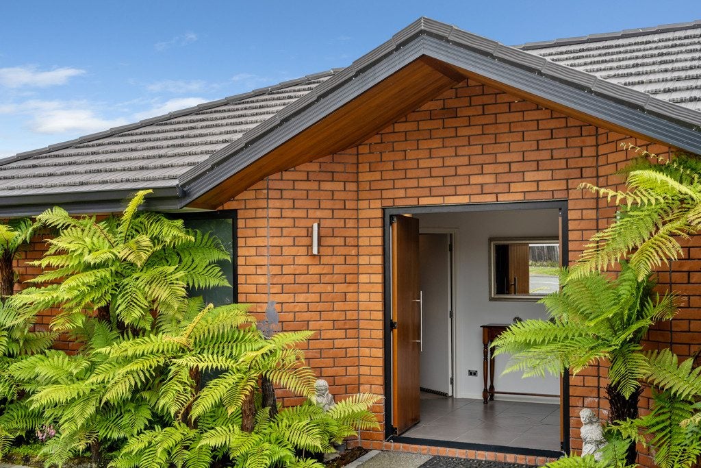 44 Cleghorn Street, Redwoodtown, Blenheim - Carousel 2