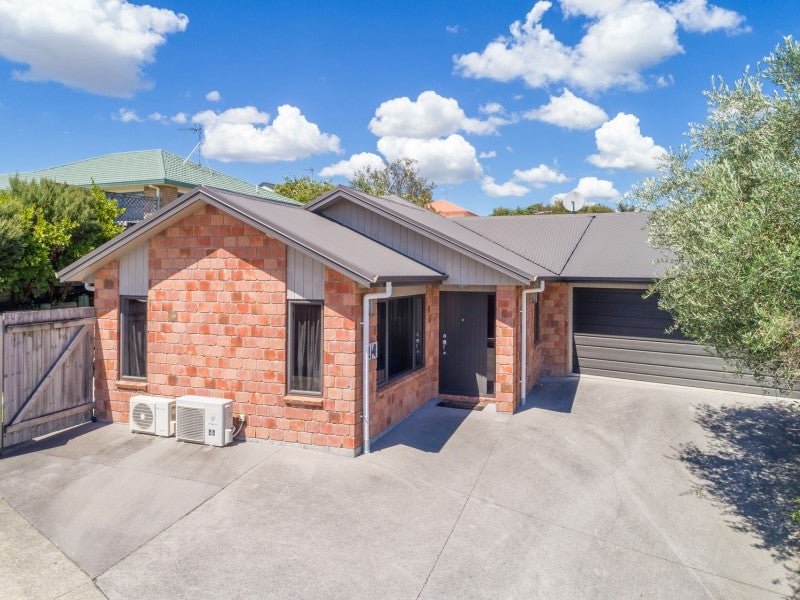 24 Pointon Glade, Grandview Heights, Hamilton - Carousel 2