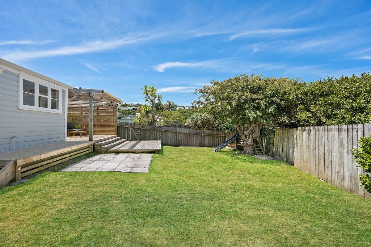 9 Tarawera Road, Johnsonville, Wellington - Carousel 14