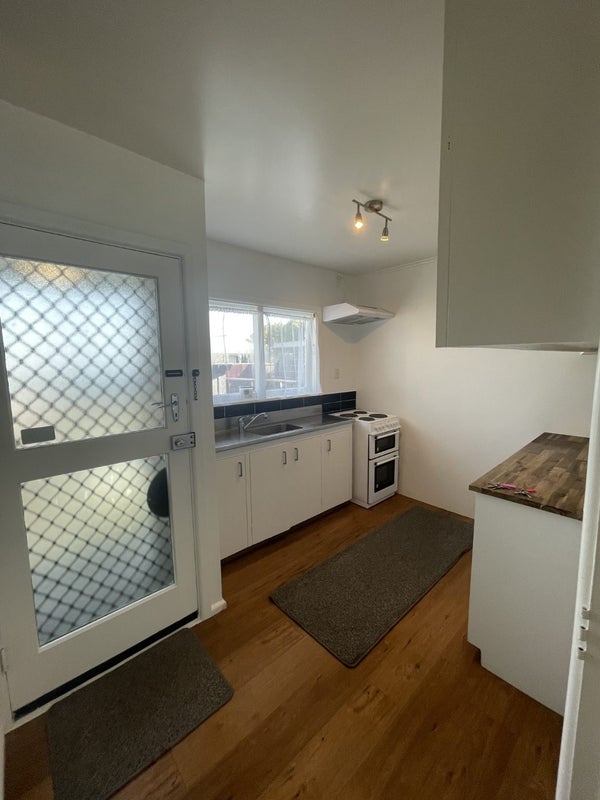 2/65 Lincoln Road, Hillmorton, Christchurch - Carousel 2