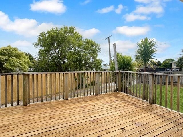 5 Simpson Road, Ranui, Auckland - Carousel 26