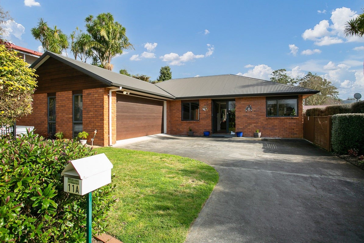 11A Fairburn Place, Leamington, Cambridge - Carousel 1