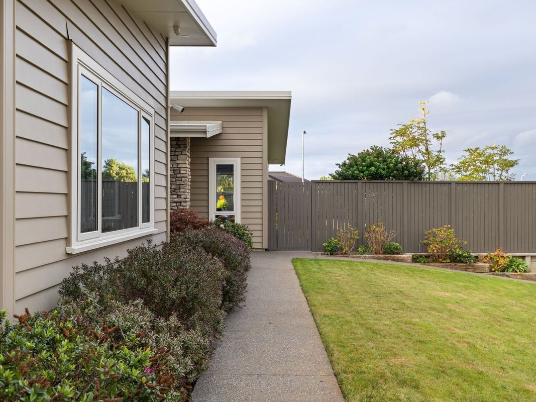 3 Silicon WAY, Turitea, Palmerston North - Carousel 48