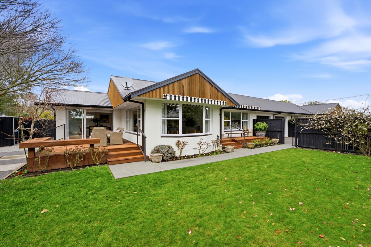 14B Searells Road, Strowan, Christchurch - Carousel 1