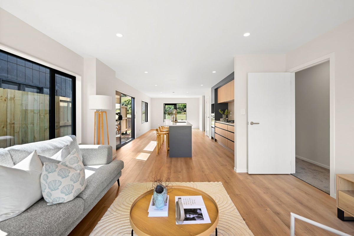 74 Overton Street, Rototuna North, Hamilton - Carousel 1