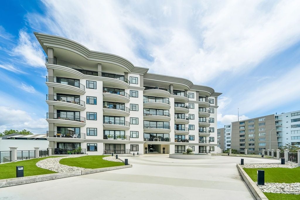 1E/118 Gladstone Road, Parnell, Auckland - Carousel 11