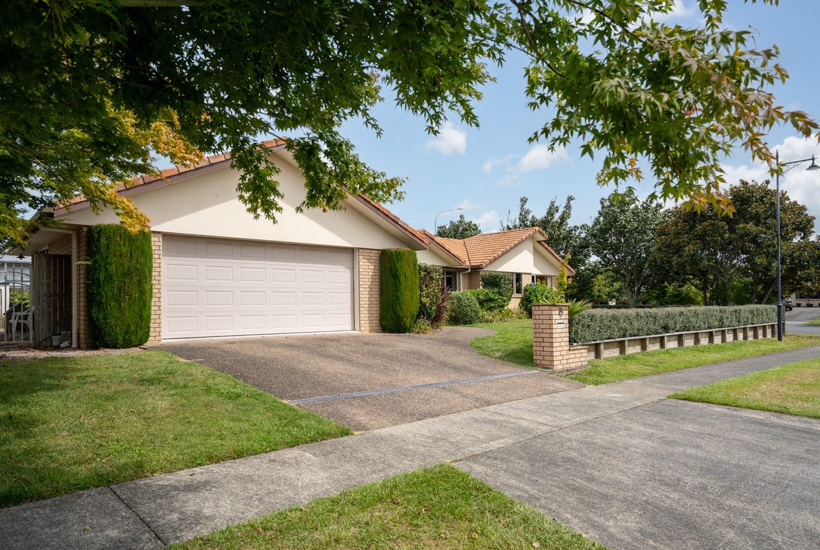 1 Glenroy Place, Cambridge, Cambridge - Carousel 2