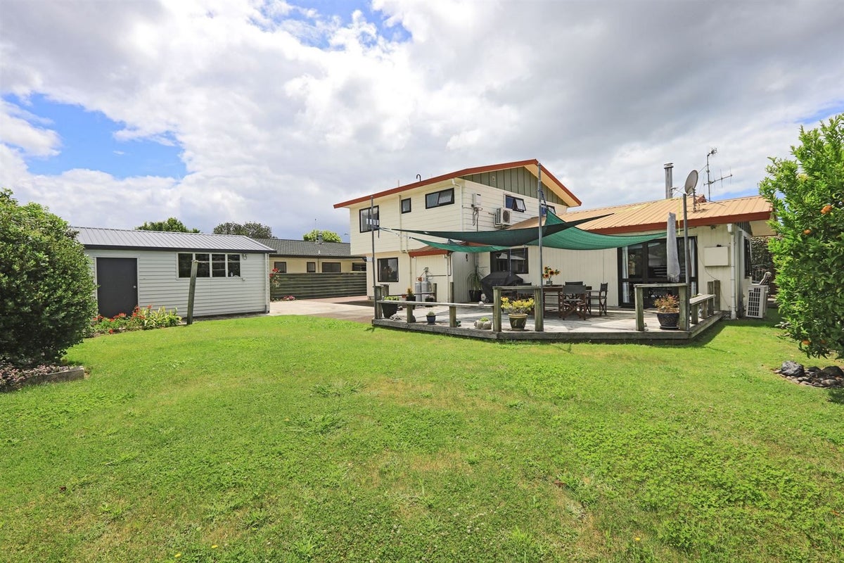 1247 Ada Street, Parkvale, Hastings - Carousel 2