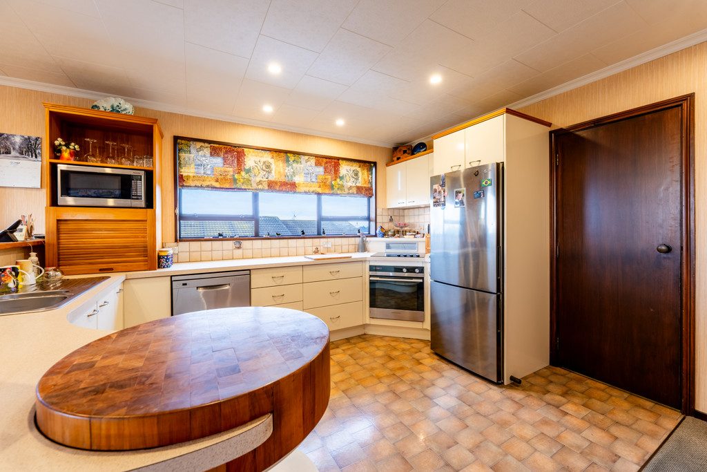 27 Roxburgh Street, Glenwood, Timaru - Carousel 24